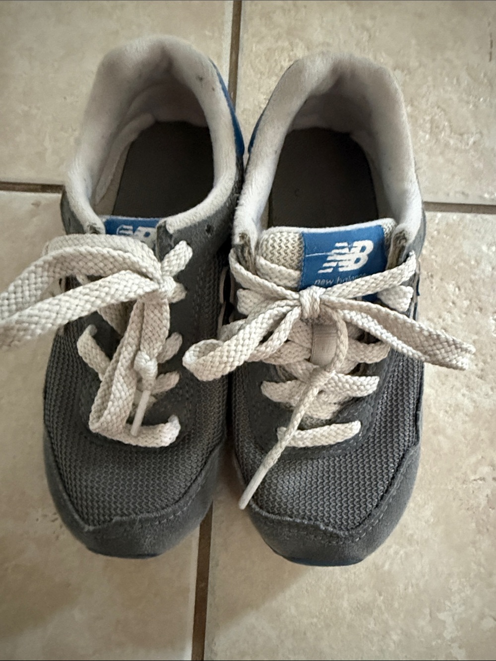New Balance Kids Gray Sneakers with Blue Tongue Accents size 11